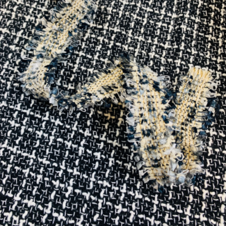 Boucle' & Chanel tyger Boucle' & Chanel tyger