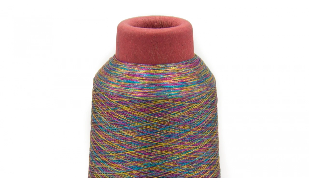 Metalic, multicolor - Overlocktråd