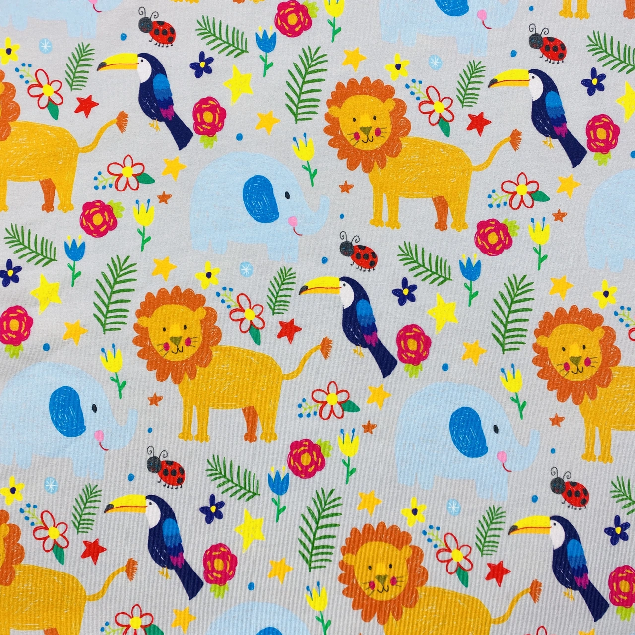 Fina Lejon - Trikåtyg