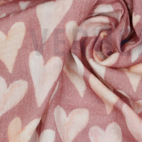 Digitaltryckt Muslin tyg - Hjärtan, rosa