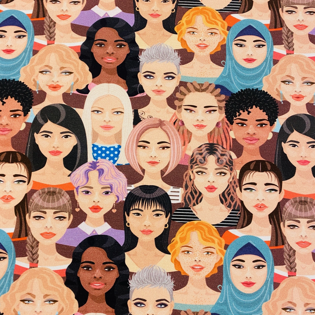 We women - Zelected By ZannaZ