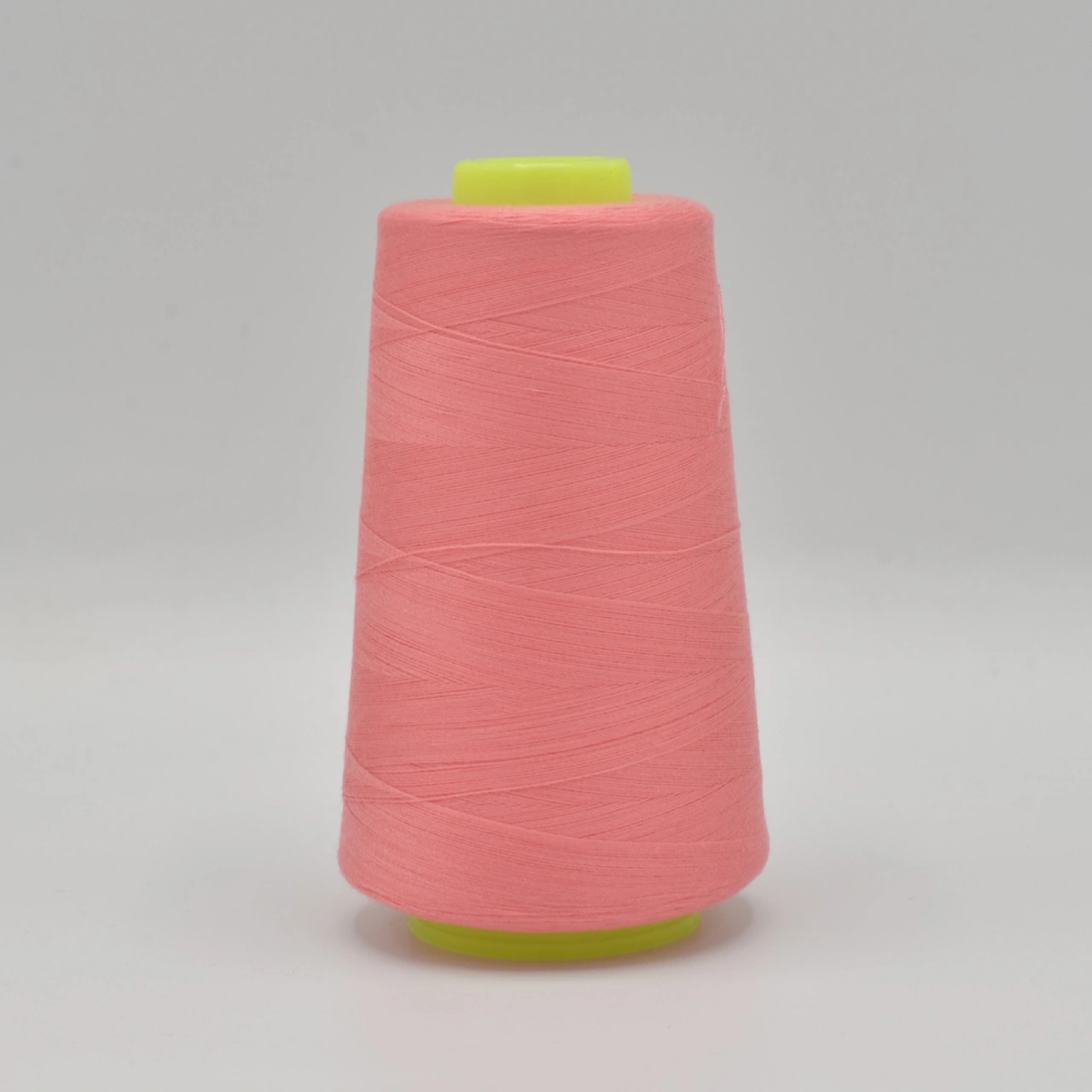 140 | Overlocktråd Zahra  4 st - Coral