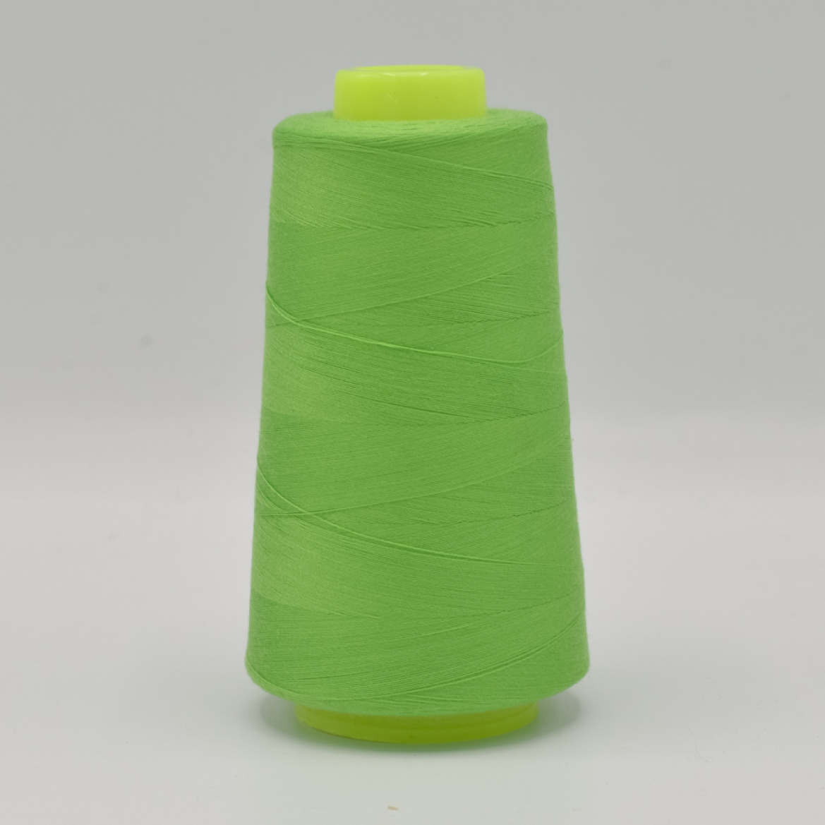 240 | Overlocktråd Zahra  4 st - Lime