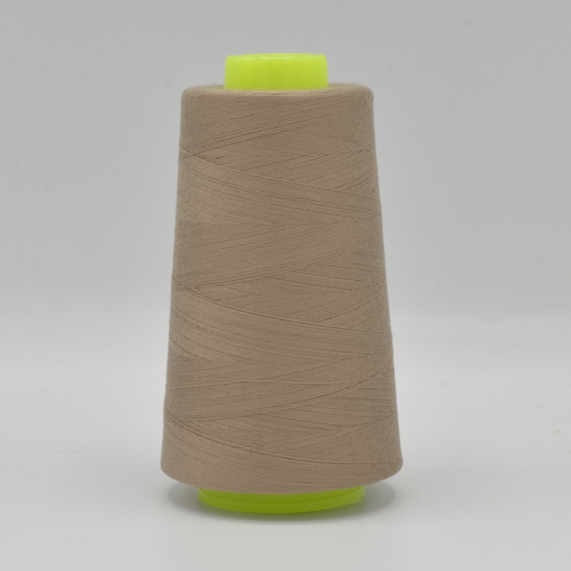 540 | Overlocktråd Zahra  4 st - Taupe