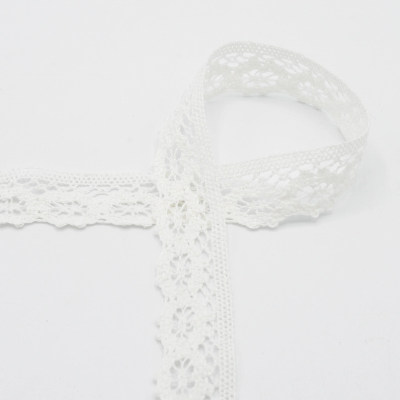 Offwhite - Virkad spets