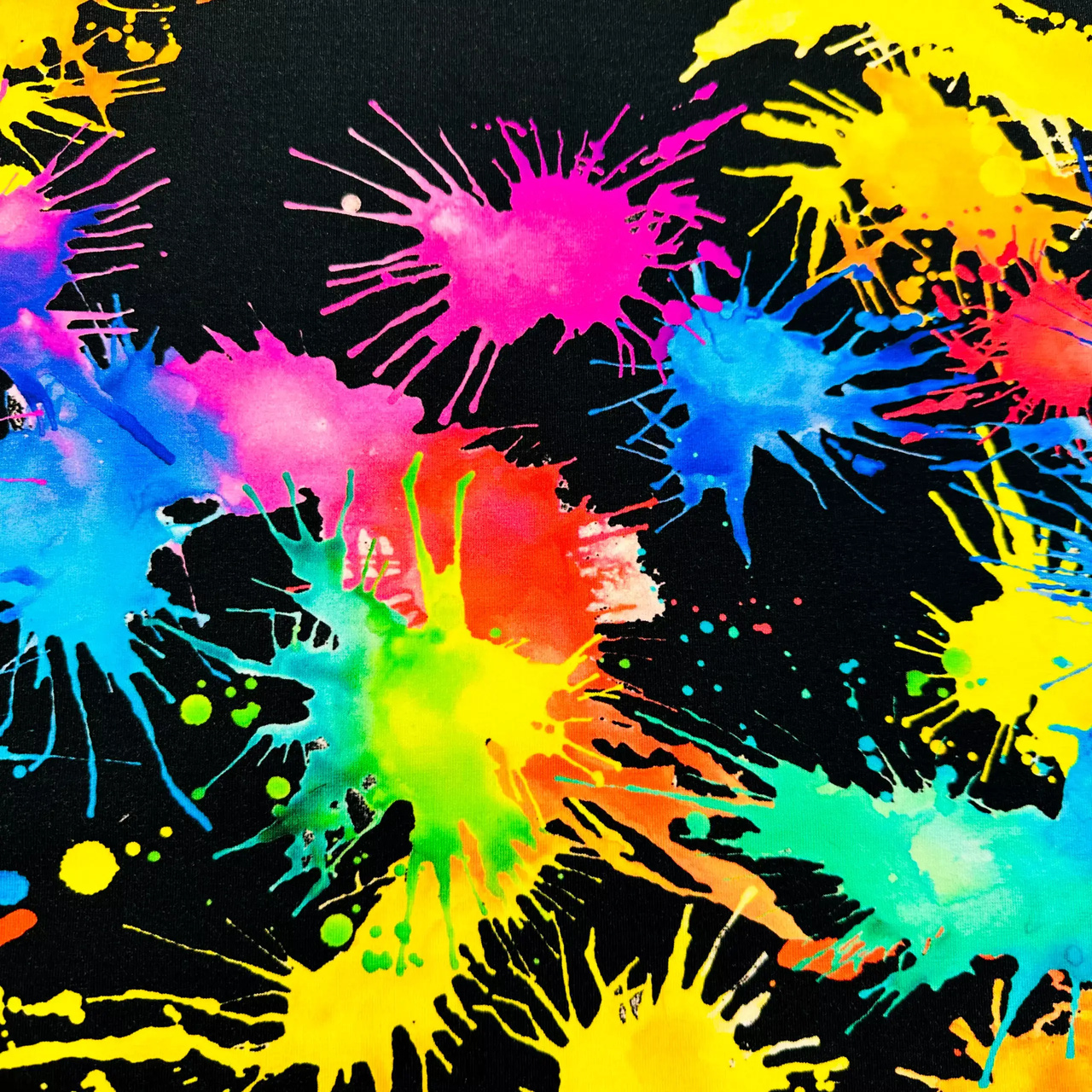 Colorsplash, Black - Zelected By ZannaZ