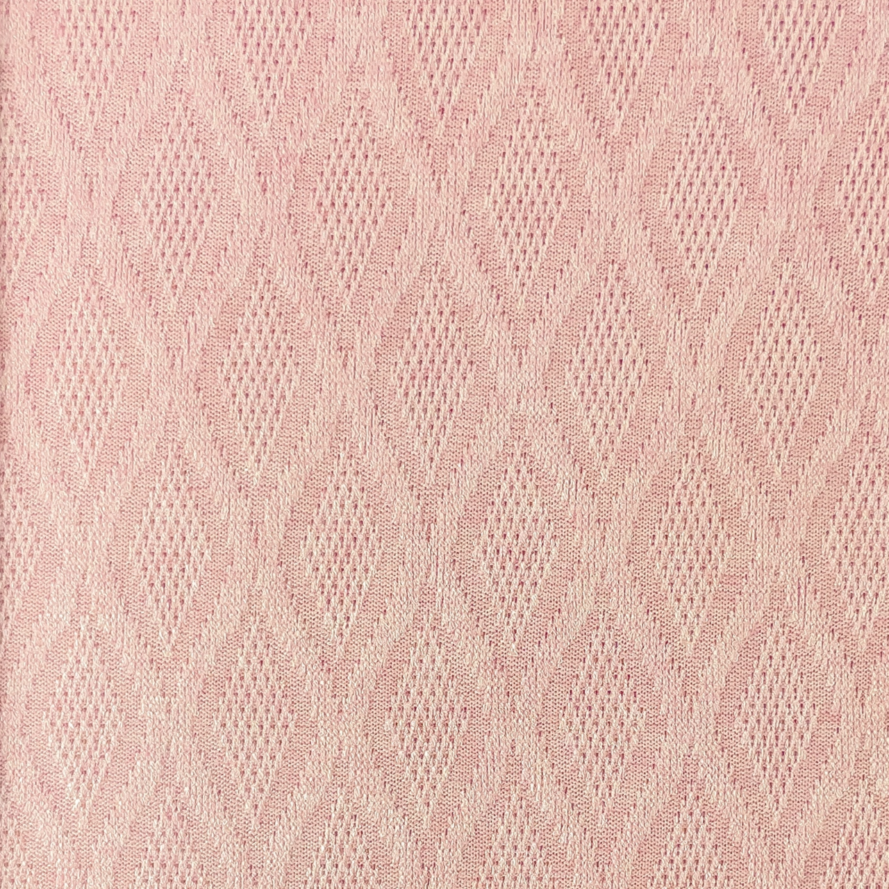 Diamond - Ljus Rosa. Kabelstickat