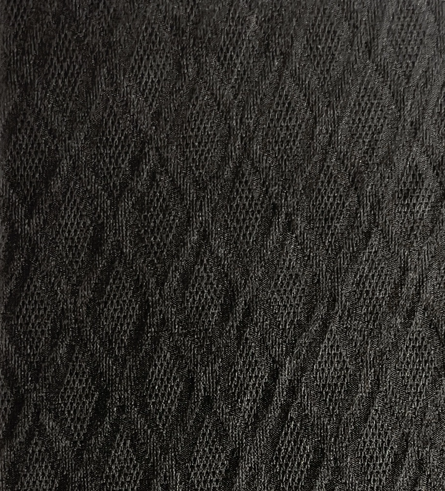 Diamond - Svart. Kabelstickat