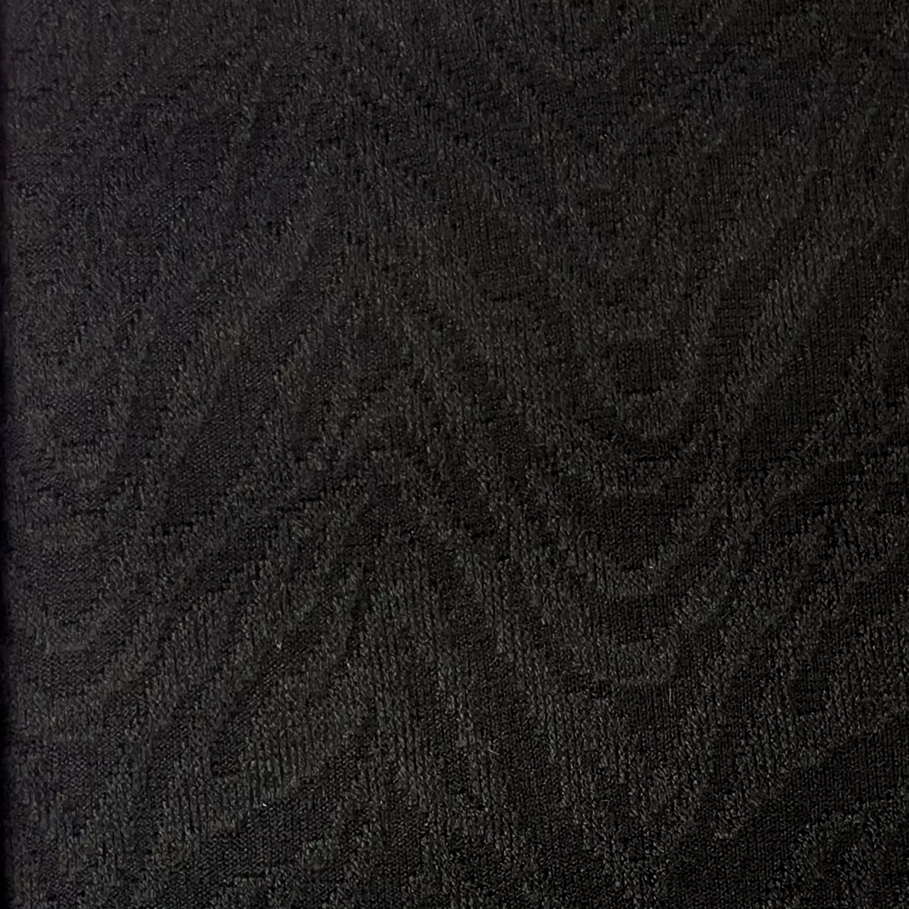 Zebra - Svart. Kabelstickat