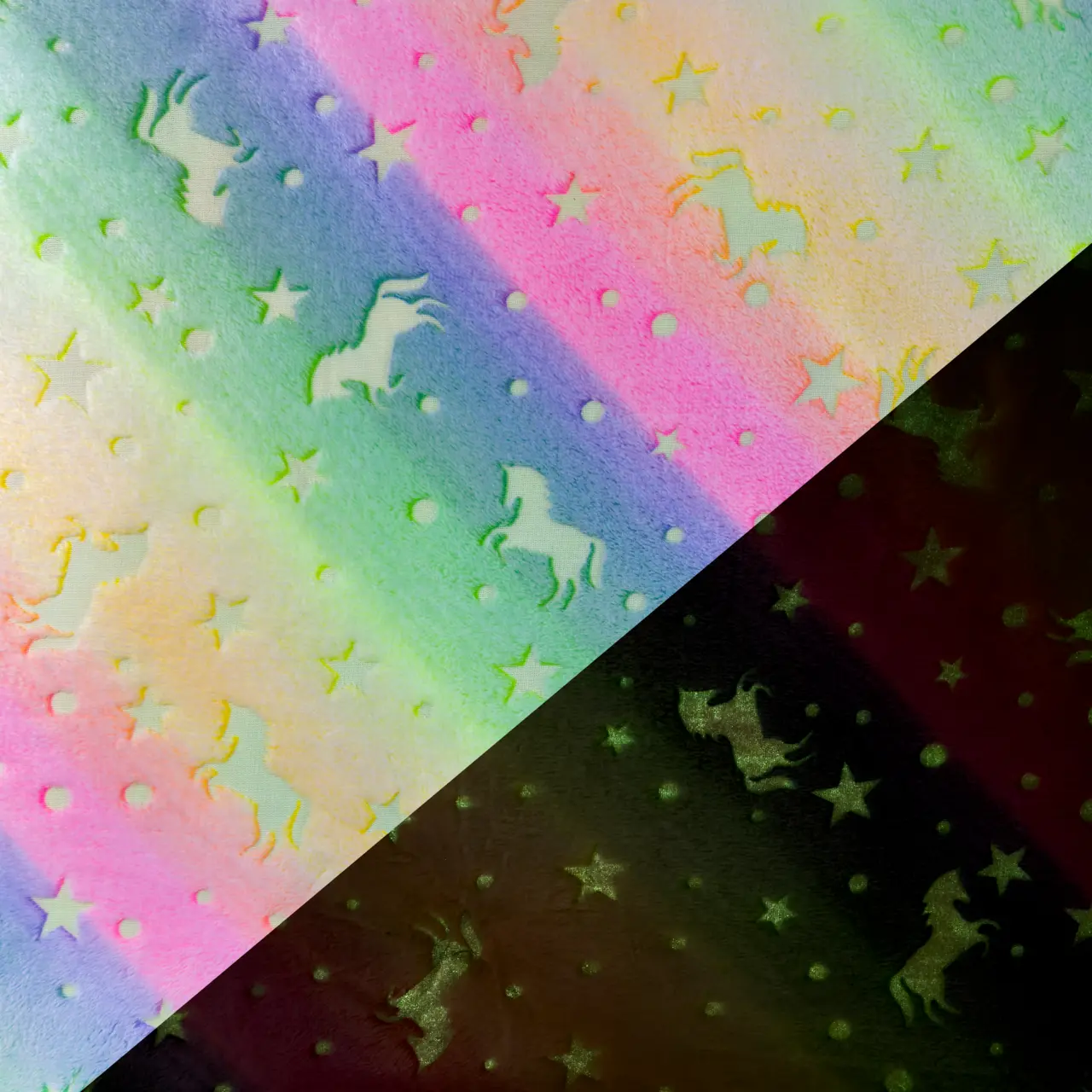 Magic Horses - Fleece Glow in the dark.