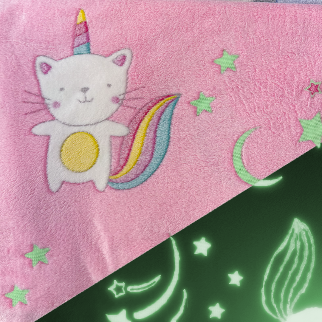 Magic Cat - Fleece Glow in the dark.