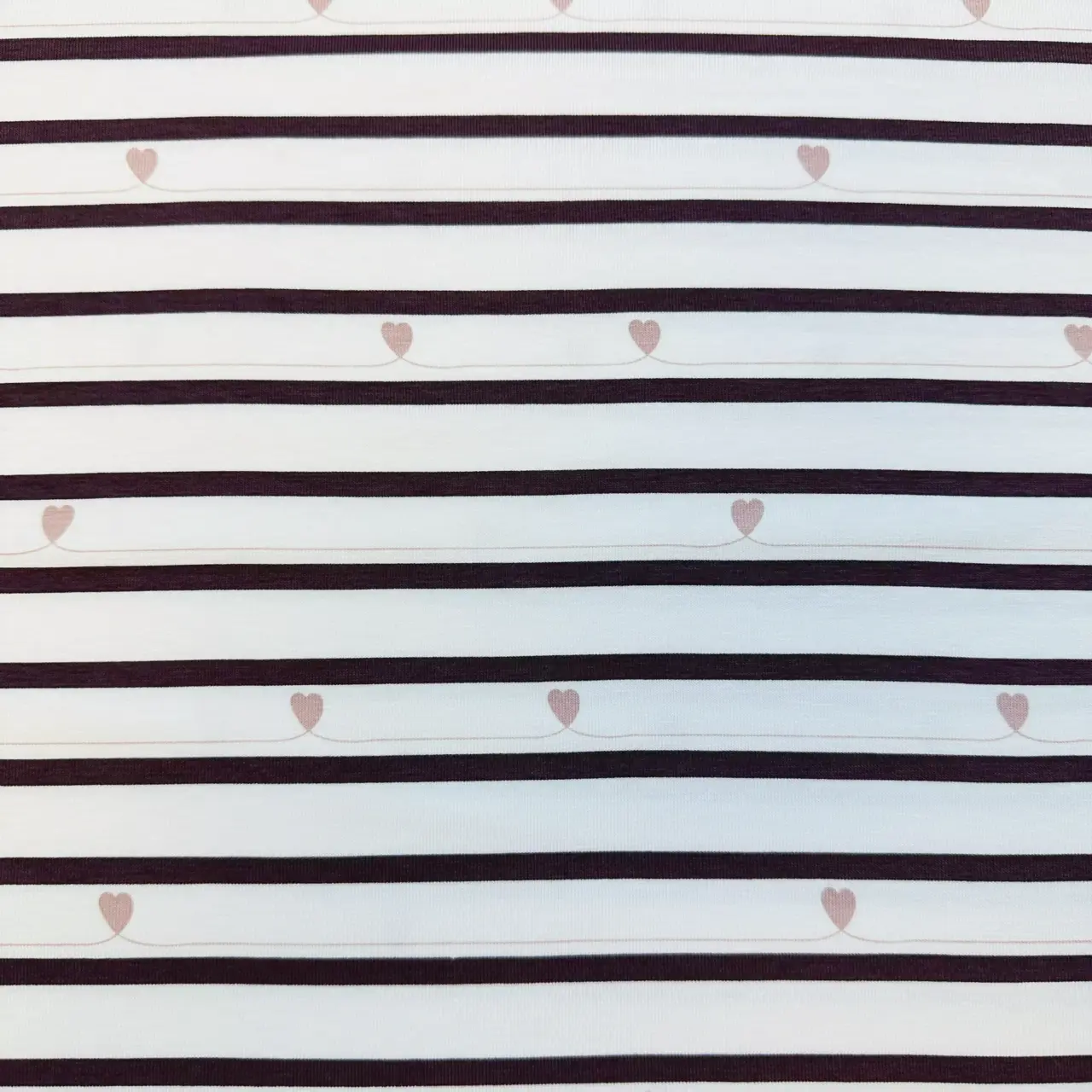 Heart online, - Knit fabric