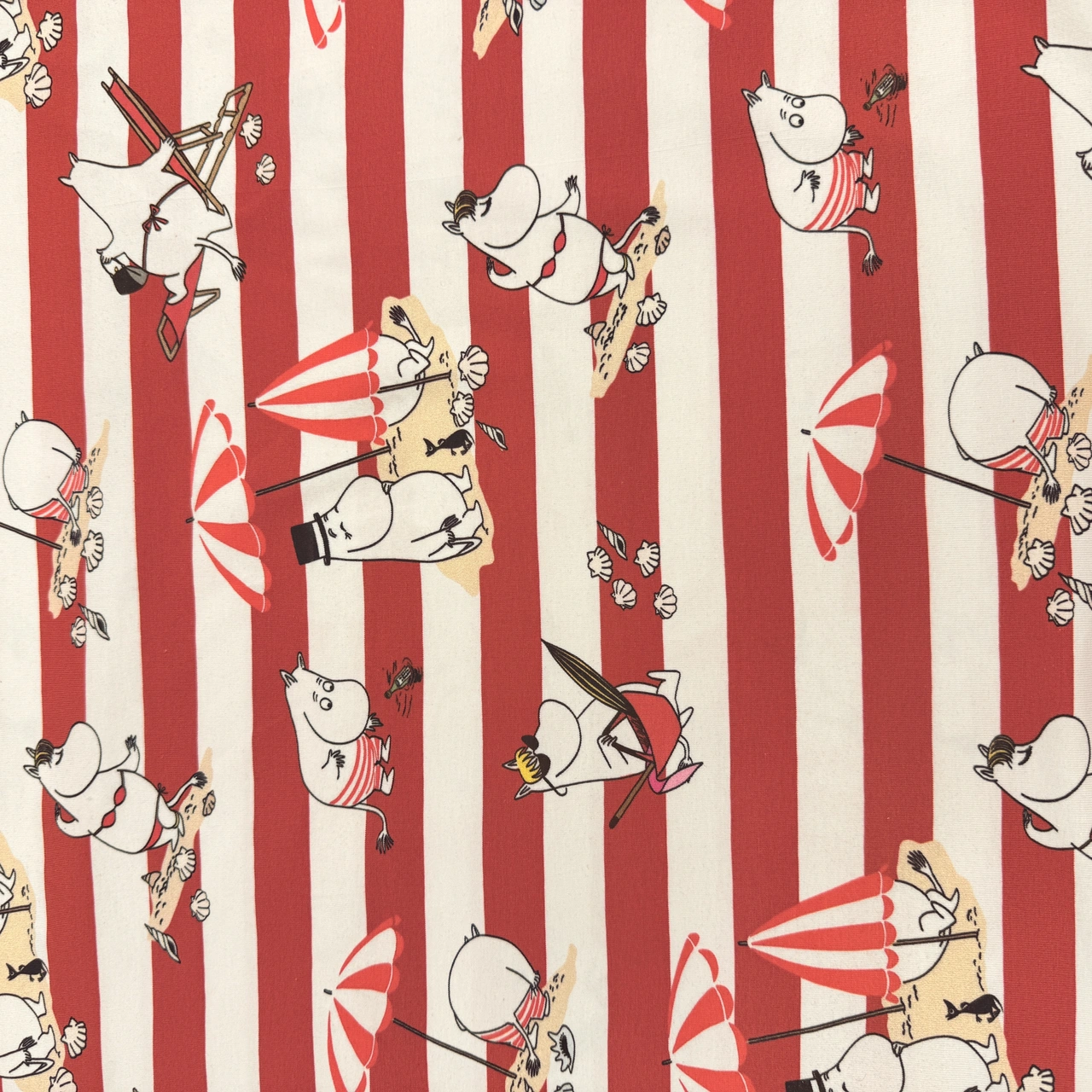 Moomin By ZannaZ - På stranden, rand